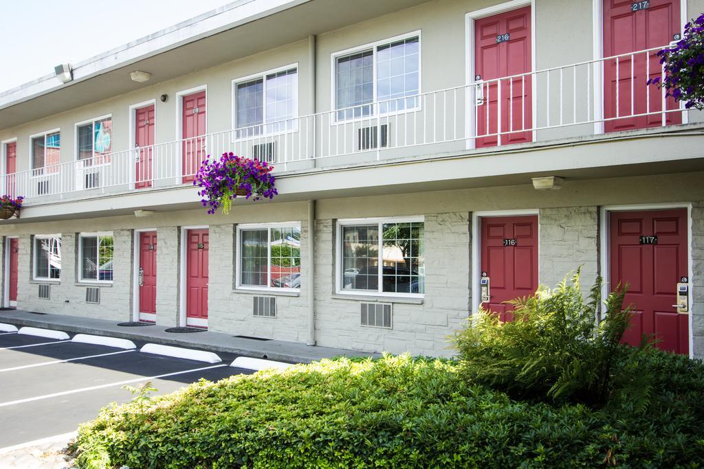 Campus Inn & Suites Eugene Downtown Exteriör bild
